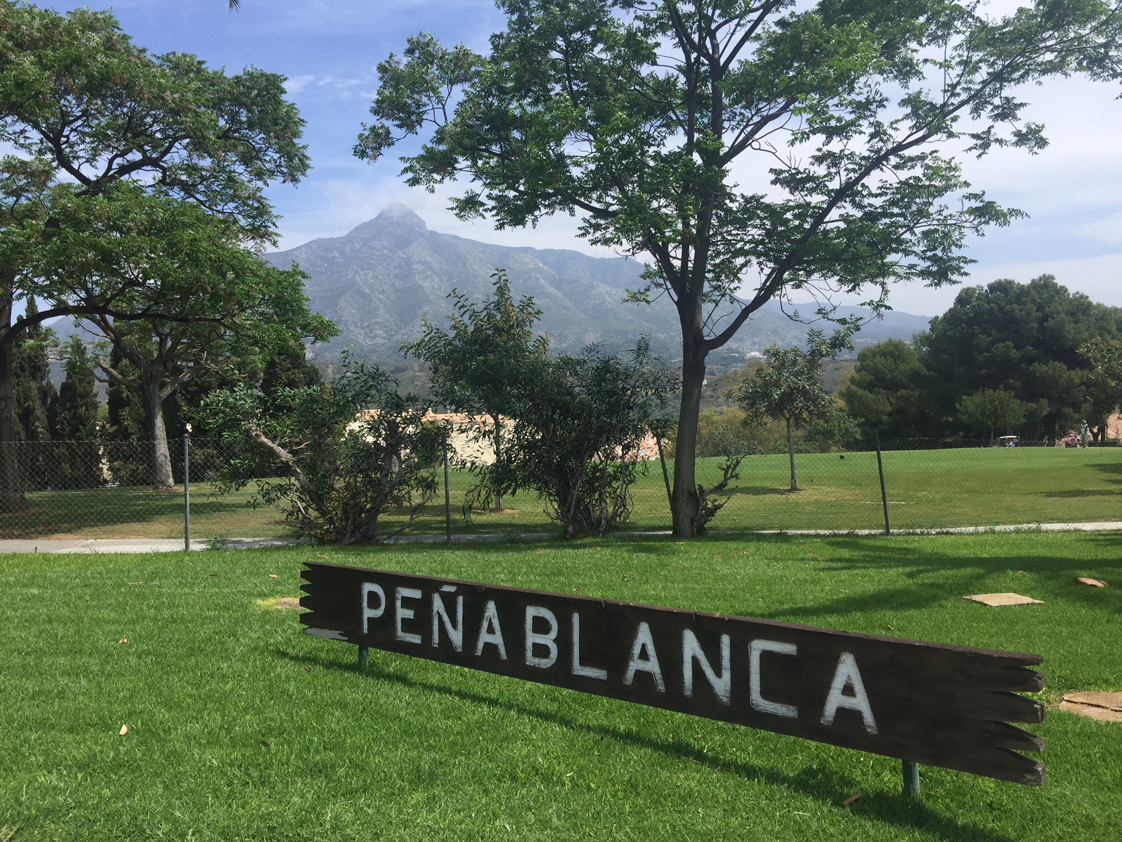 Peña Blanca Summer Rental 1900€ Per Week